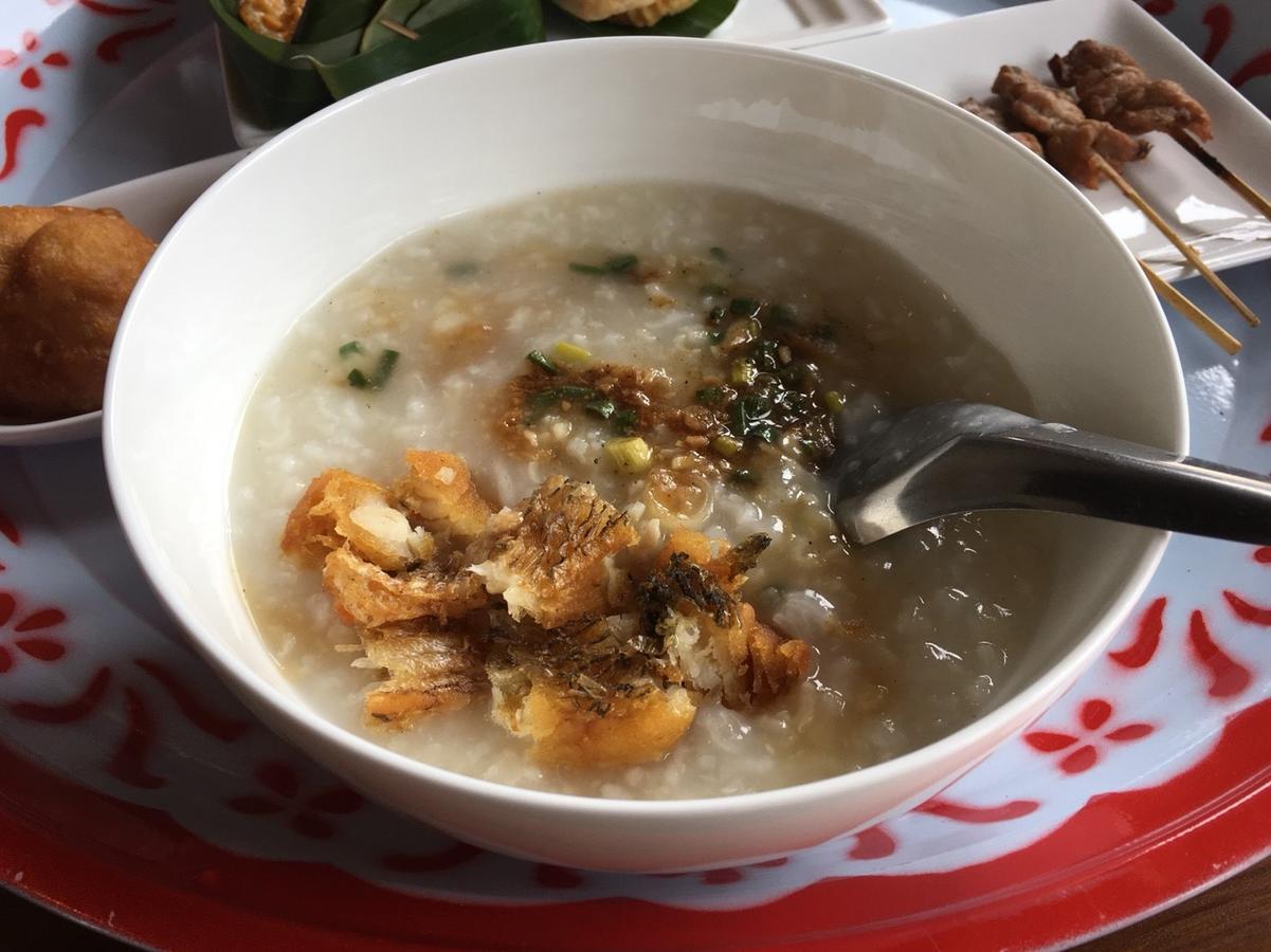 Comeneetee Uthai Ban Khok Mo Exteriör bild